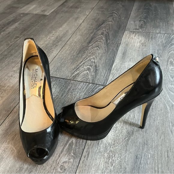 michael kors heels size 5